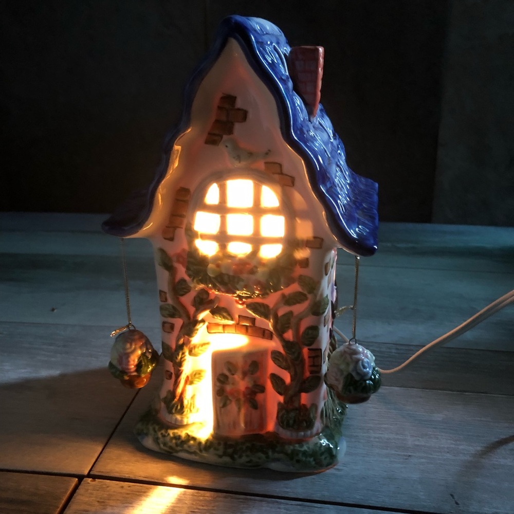 Lighted decorating house